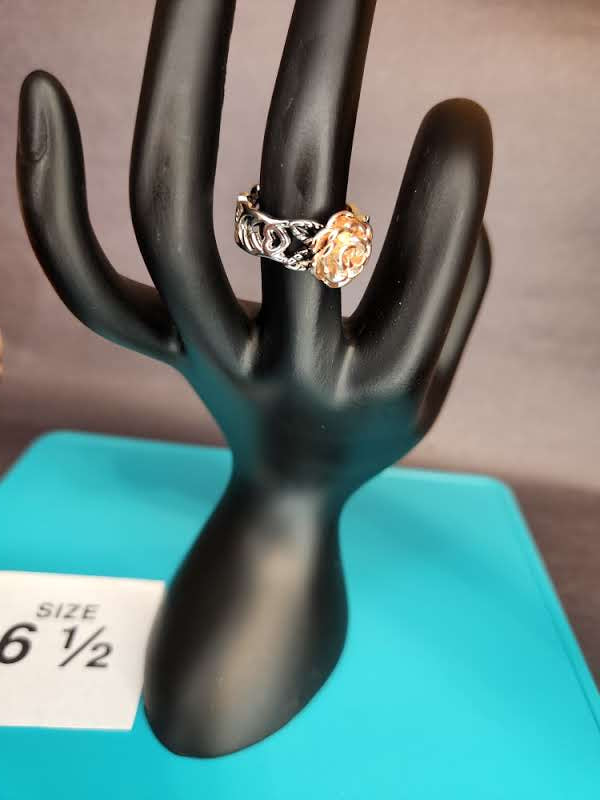 Size 6.5 Filigree Band with Rose Gold Rose Ring