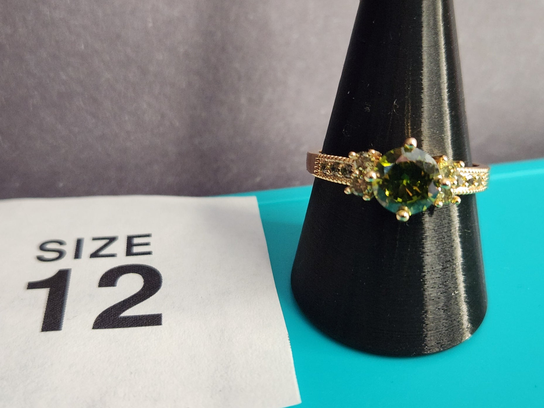 Gold Band With Large Olive Green