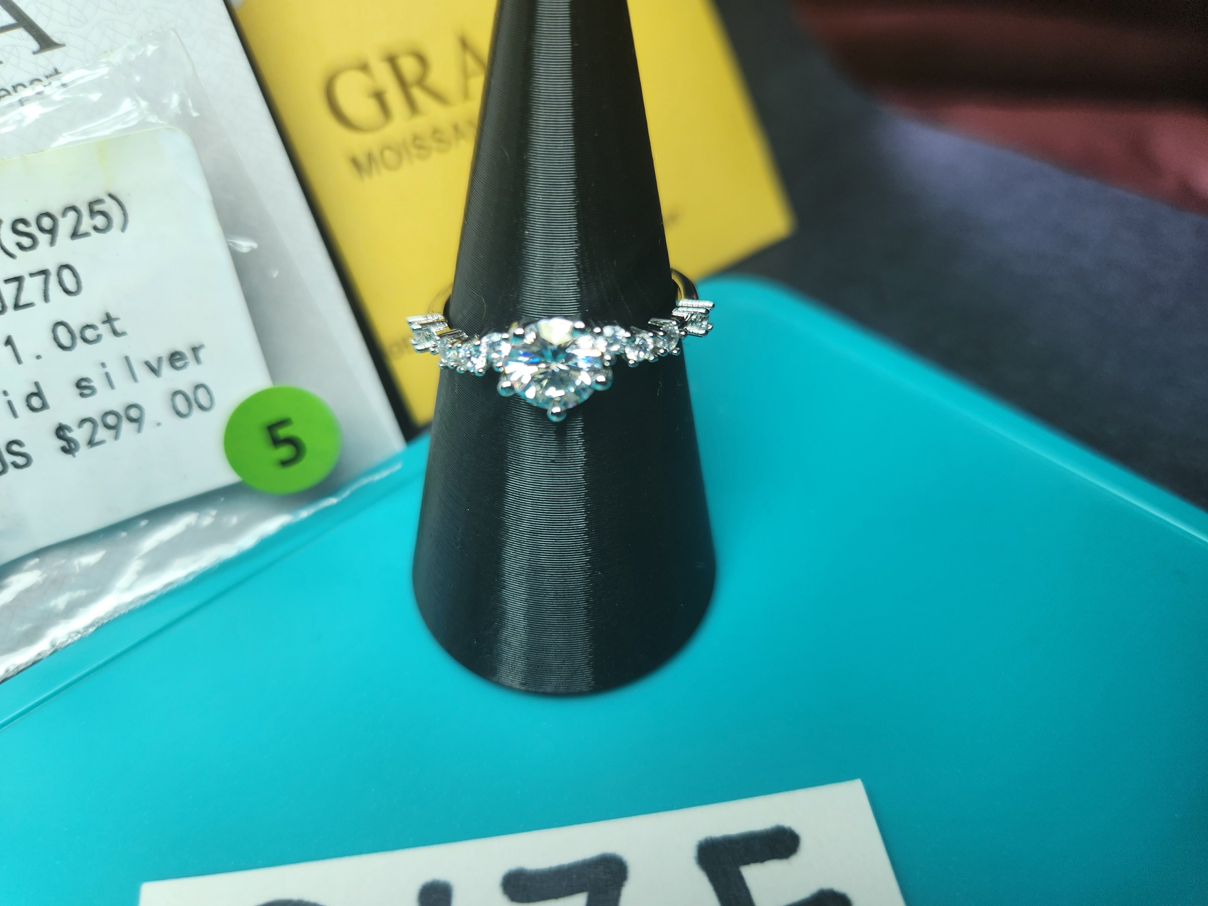 Modern 1.0ct Round Moissanite Cluster Ring | S925 Solid Sterling Silver | Size 9, GRA Certified