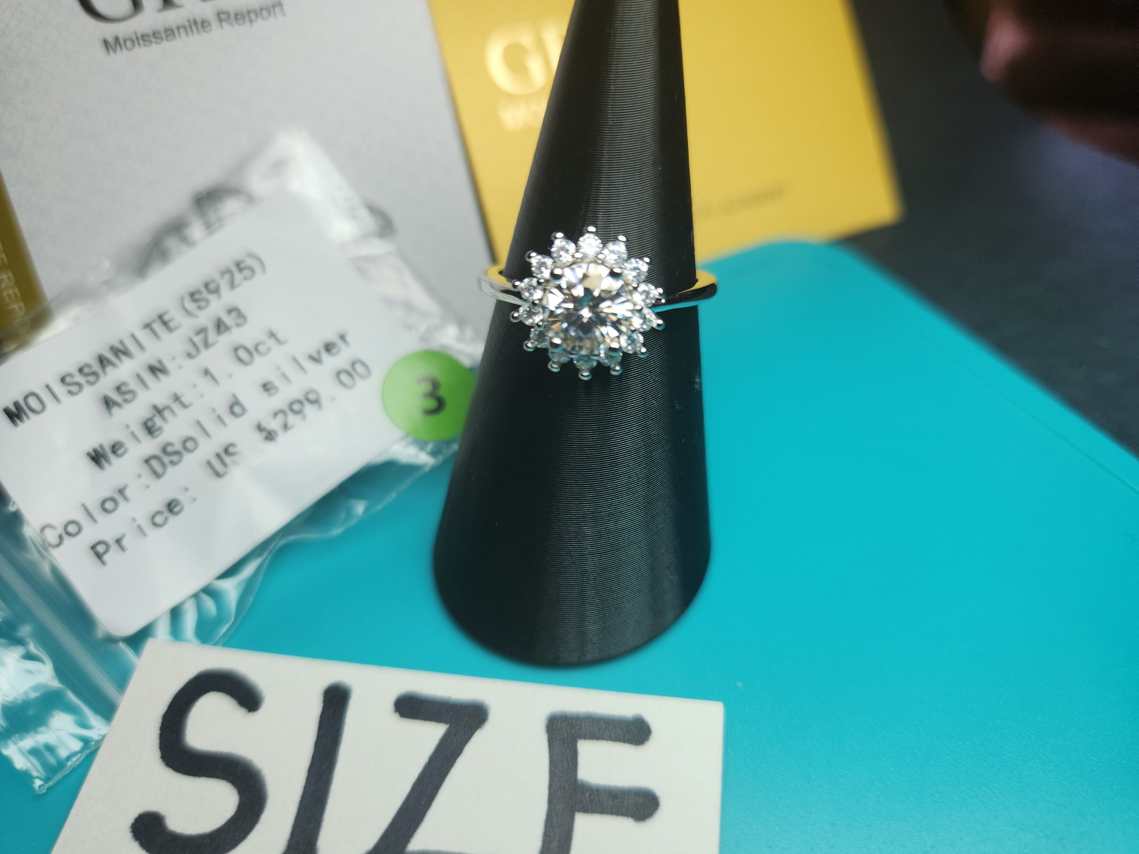 Brilliant 1.0ct Round Moissanite Floral Halo Engagement Ring | S925 Solid Silver | GRA Certified, Size 7