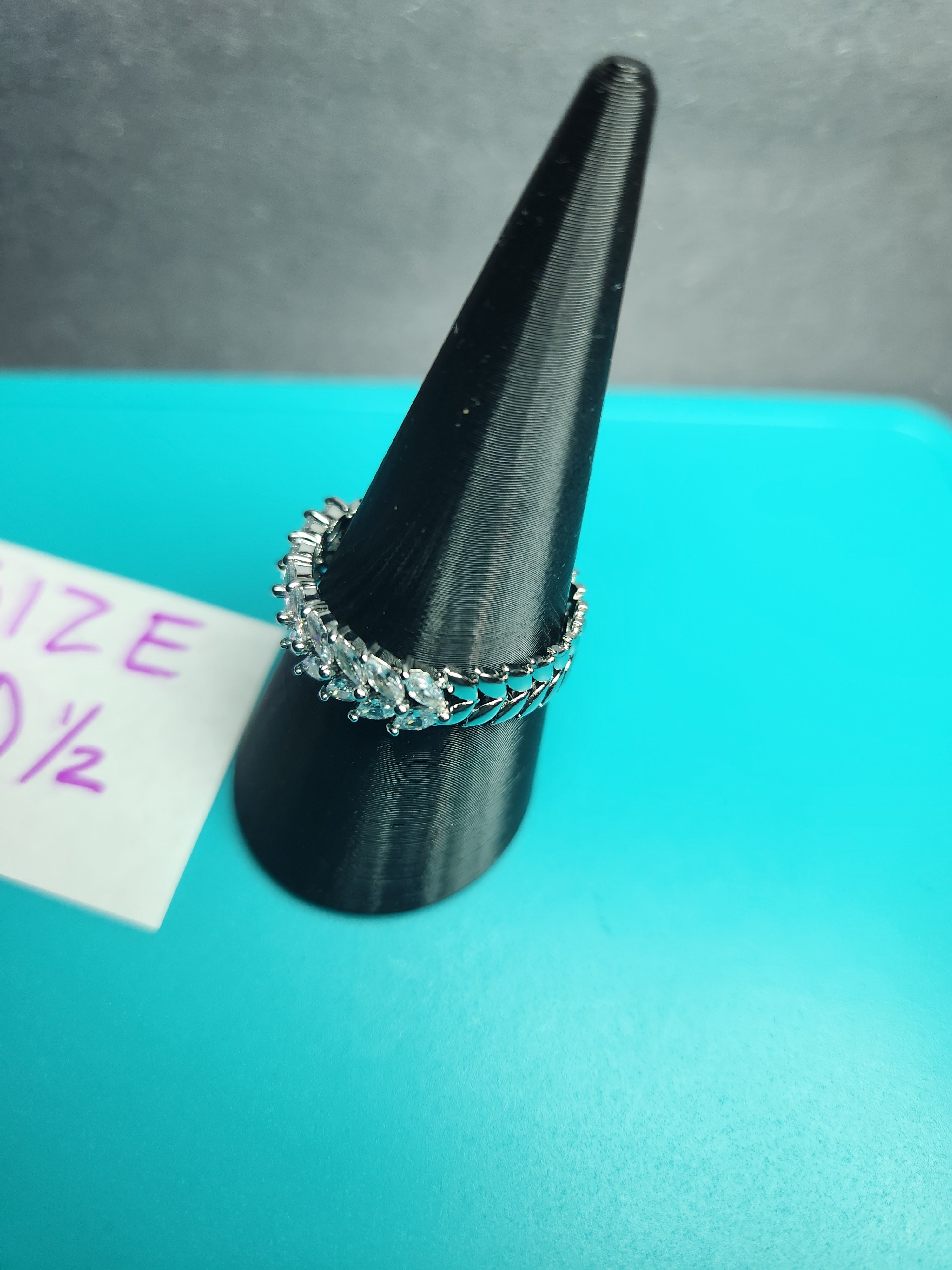 Crystal Leaf Shimmer Band - Size 10.5 Stainless Steel
