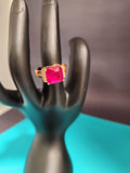 Bold fuchsia rectangle, adjustable size